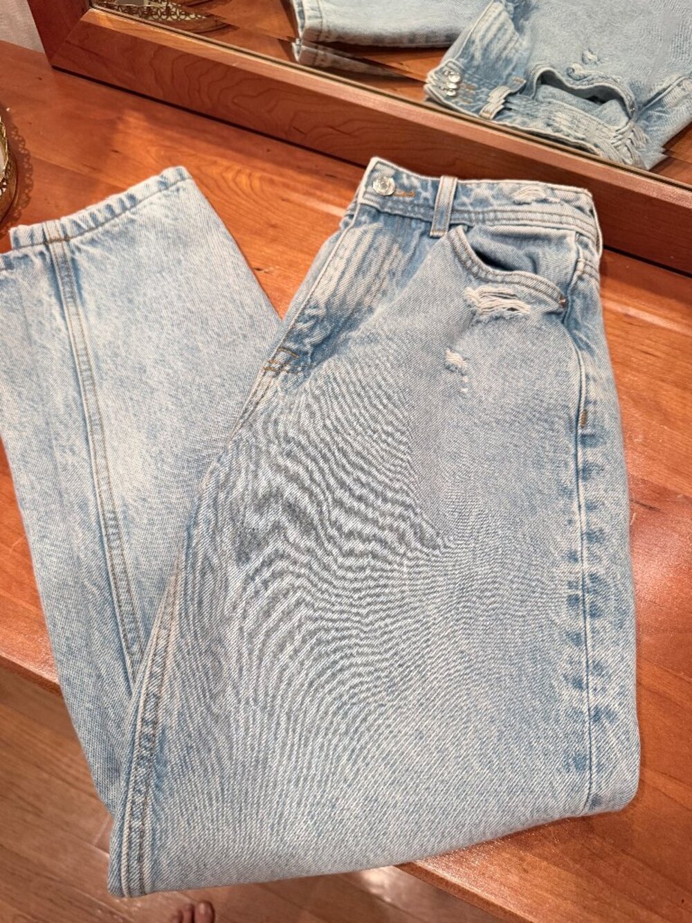 Zara Z1975 High Waisted Mom Fit Distressed Jeans Size 26